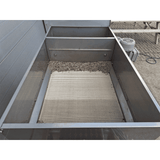 Abstreueinheit zum Abstreuen von Trays, Schalen oder Töpfen mit Substrat/Rinde.